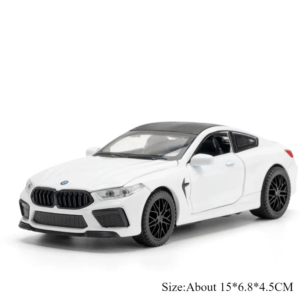 BMW M4 M8 - Model Diecast 1:32